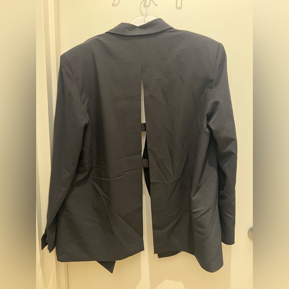 Girona Open Back Blazer the frankie shop - Picture 6 of 6